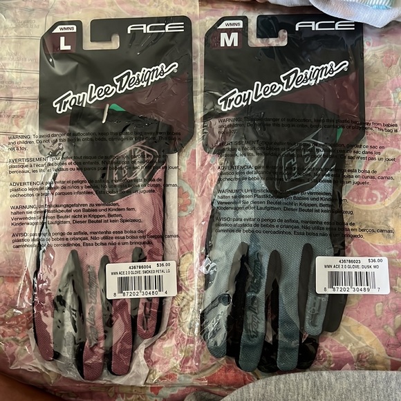 Women’s TroyLee Gloves - Picture 5 of 7